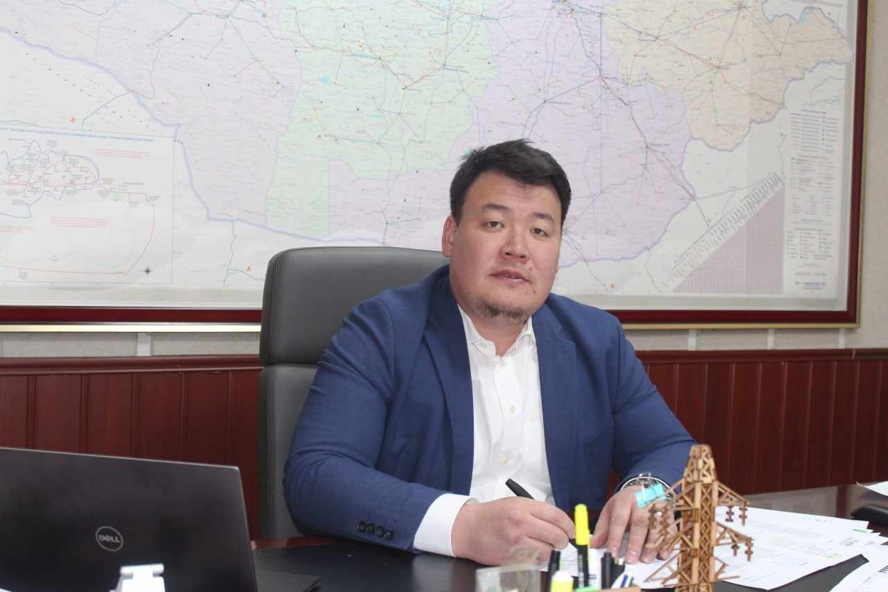 Б.Эрхэмзаяа: Инээдтэй ч юм шиг, гомдмоор ч юм шиг төсөвтэй ажиллаж байна