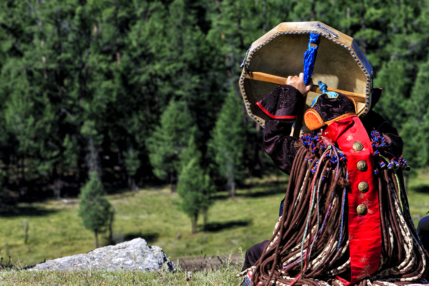 religion-horseback-mongolia