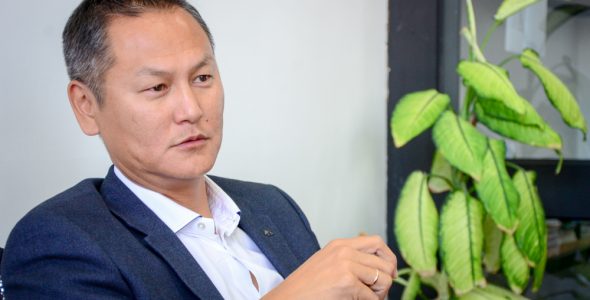 Ч.Ганхуяг: Хямралыг хүмүүс хоорондын харилцааны үнэт зүйлс алдагдсантай холбон тайлбарласан