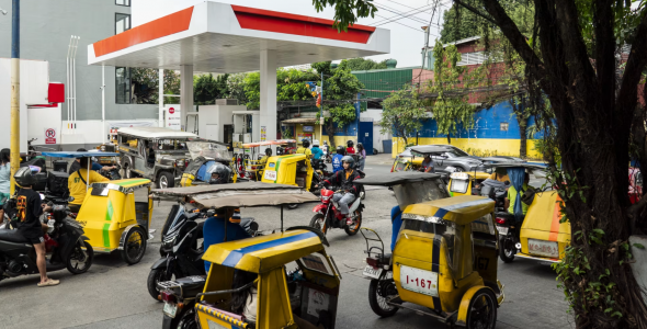 >Газрын тосны хямрал бүх таваарын хямрал болж эхэллээ