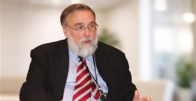 >Хөрөнгө оруулалтын тухай хууль хөрөнгө оруулагчдын хөл тавихаар зэхэж байсан улаан хивсийг суга татах шиг боллоо