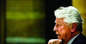 >Вим Кок: Ашигт малтмалаа түүхийгээр нь экспортлохын оронд үйлдвэрлэлд татах хэрэгтэй
