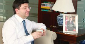 >Мустафа Сарныч: Туркийн компаниуд Монголын боловсролын салбарт хөрөнгө оруулсаар ирсэн